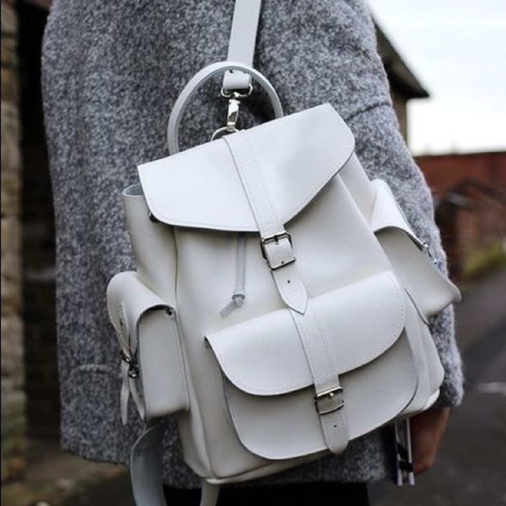 Grafea Bianca Medium Leather Rucksack - White